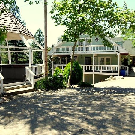 Berkshire Inn Groveland Bagian luar foto