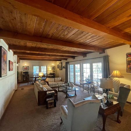 Berkshire Inn Groveland Bagian luar foto