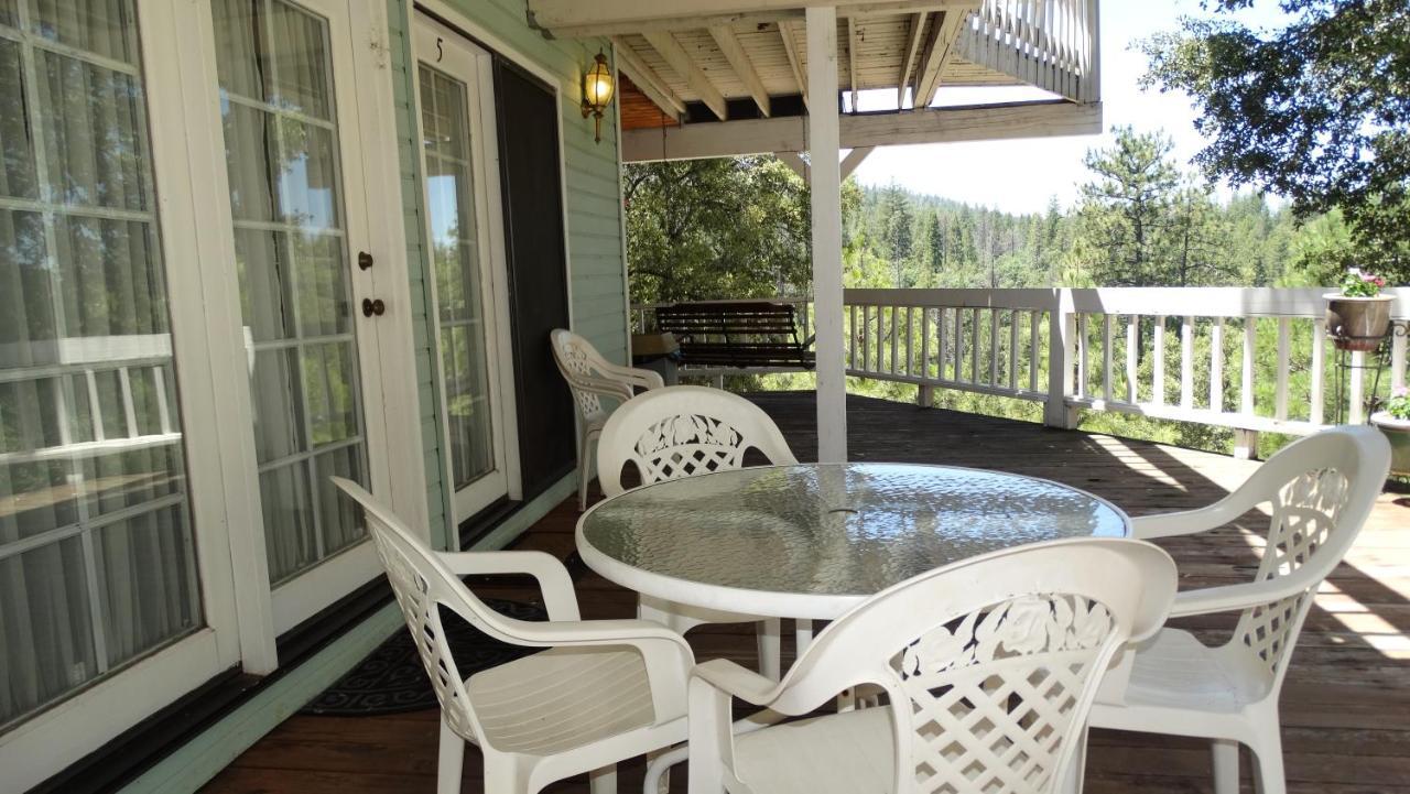 Berkshire Inn Groveland Bagian luar foto